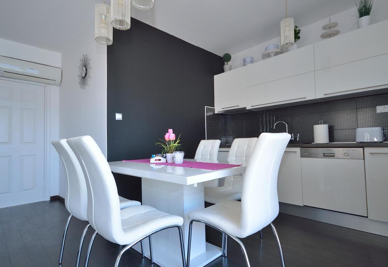 Apartman Staro Selo Primošten Exteriér fotografie